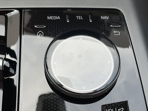 New 2026 BMW X3 xDrive30 w/ Convenience Package image 8