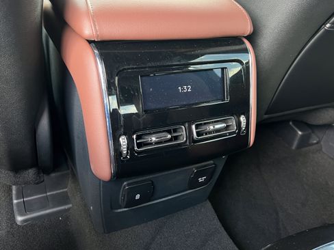 New 2025 Lincoln Aviator Reserve w/ Luxury Package RWD image 26