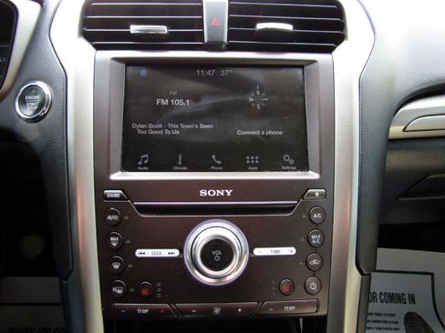 Used 2018 Ford Fusion Titanium image 13