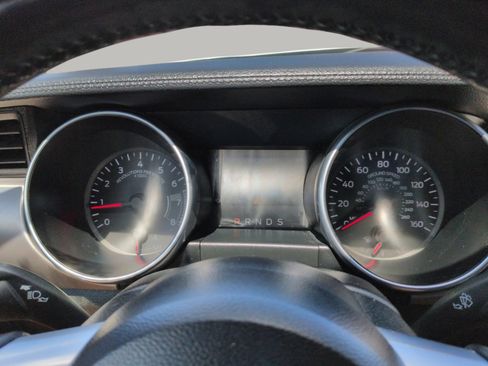 Used 2021 Ford Mustang Premium RWD image 29
