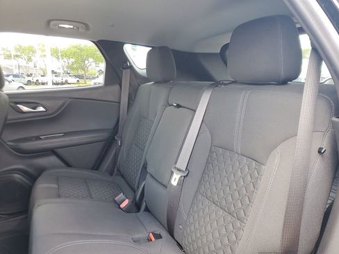Used 2022 Chevrolet Blazer LT image 9