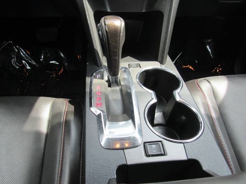 Used 2015 GMC Terrain Denali FWD image 32