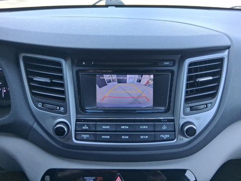 Used 2017 Hyundai Tucson SE w/ SE Popular Package 02 AWD/4WD image 23