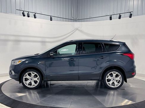 Used 2019 Ford Escape Titanium image 15