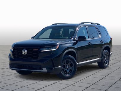 New 2025 Honda Pilot TrailSport