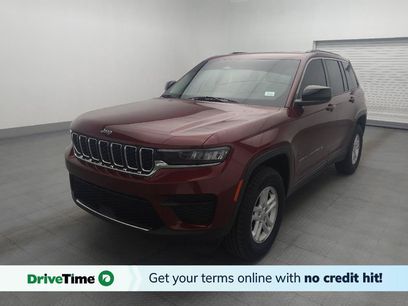 Used 2023 Jeep Grand Cherokee Laredo
