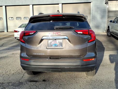 Used 2019 GMC Terrain SLE w/ Driver Convenience Package image 5