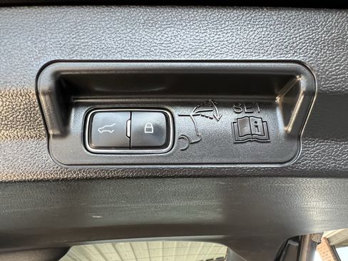 Used 2023 Ford Explorer XLT w/ Equipment Group 202A AWD/4WD image 51