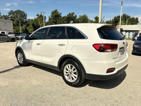 Used 2020 Kia Sorento LX FWD image 6