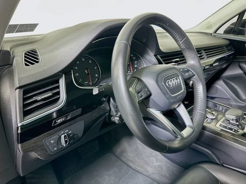Used 2018 Audi Q7 3.0T Premium Plus AWD/4WD image 9