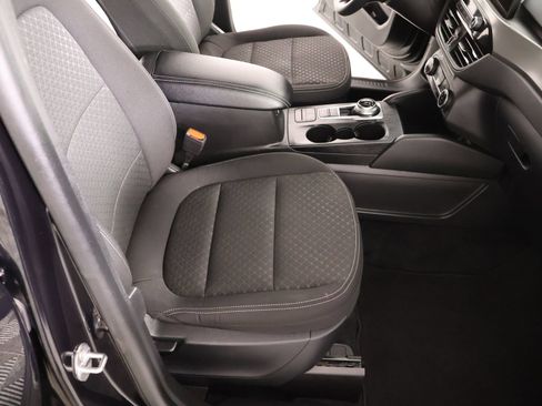 Used 2025 Ford Escape Active AWD/4WD image 12
