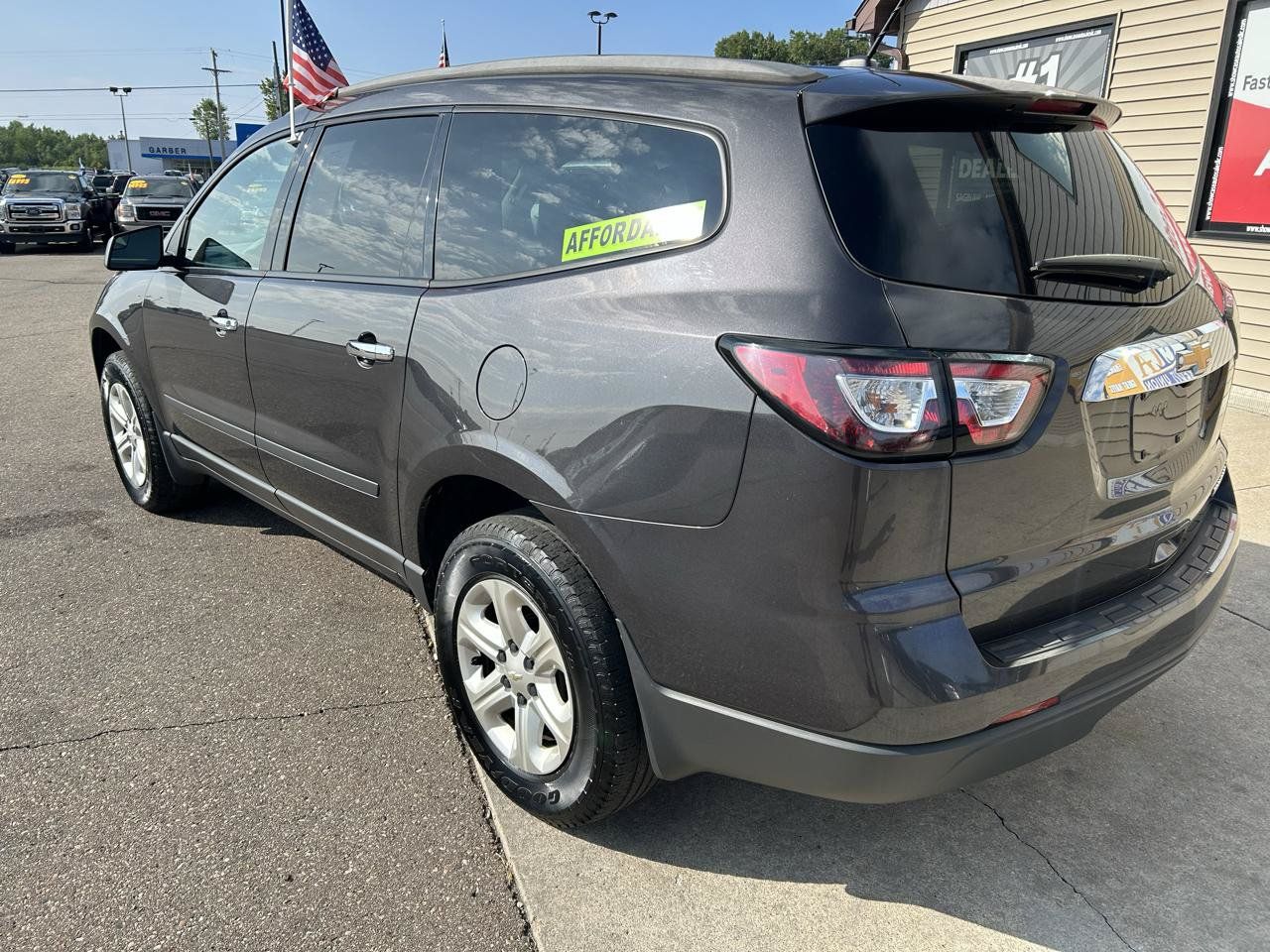 Used 2013 Chevrolet Traverse LS FWD image 7
