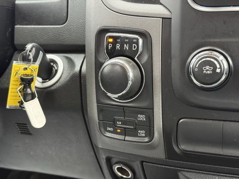 Used 2018 RAM 1500 Express w/ Express Value Package image 21