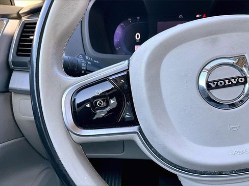 Used 2023 Volvo XC90 B5 Core image 16