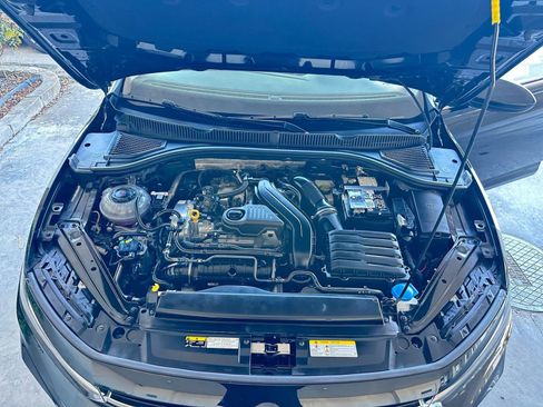 Used 2025 Volkswagen Jetta SE image 32