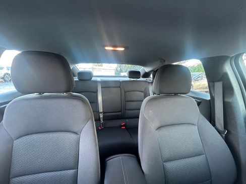 Used 2024 Chevrolet Malibu LT FWD image 27