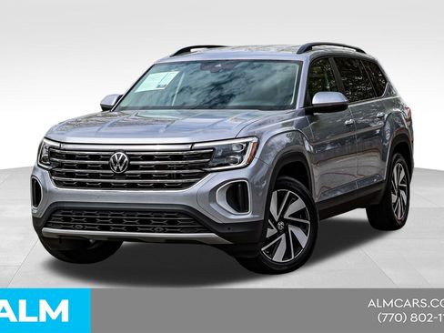 Used 2025 Volkswagen Atlas SE FWD image 1