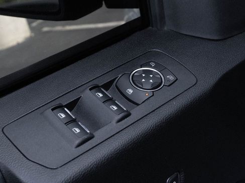 Used 2019 Ford F150 XLT w/ Equipment Group 302A Luxury image 20