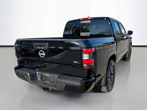 Used 2024 Nissan Frontier SL w/ Technology Package image 7