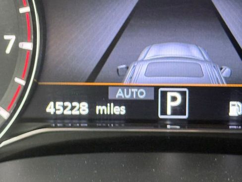 Used 2024 INFINITI QX80 Luxe image 12