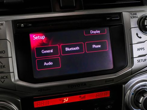 Used 2012 Toyota 4Runner Limited image 36