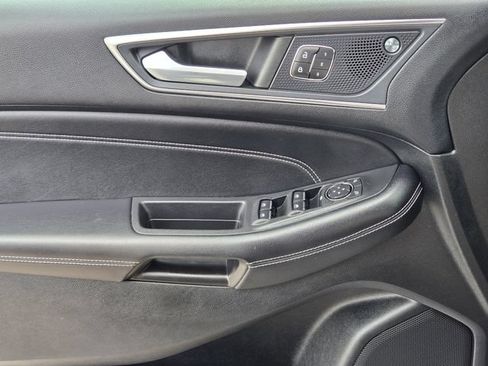 Used 2022 Ford Edge Titanium AWD/4WD image 22