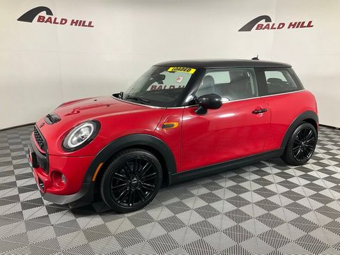 Used 2021 MINI Cooper S image 3