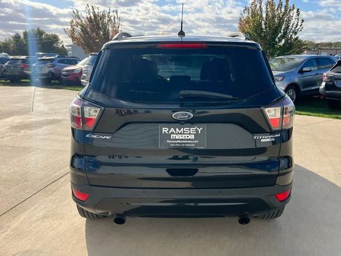 Used 2017 Ford Escape Titanium image 5
