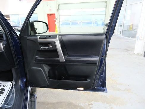Used 2019 Toyota 4Runner Limited image 33