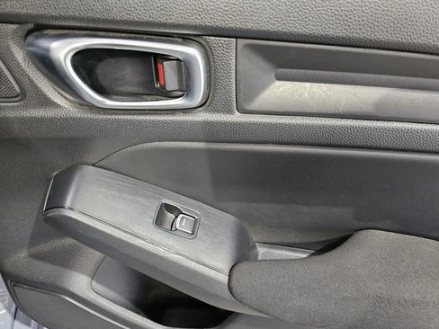 Used 2022 Honda Civic Sport image 8