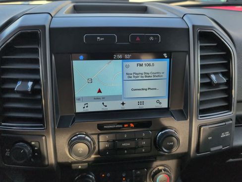 Used 2018 Ford F150 XLT w/ Equipment Group 302A Luxury image 26