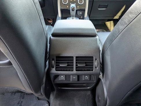 Used 2021 Land Rover Discovery Sport S image 19