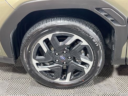 Certified 2025 Subaru Forester Limited w/ Popular Package #2 image 27