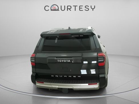 Used 2026 Toyota 4Runner Limited image 7