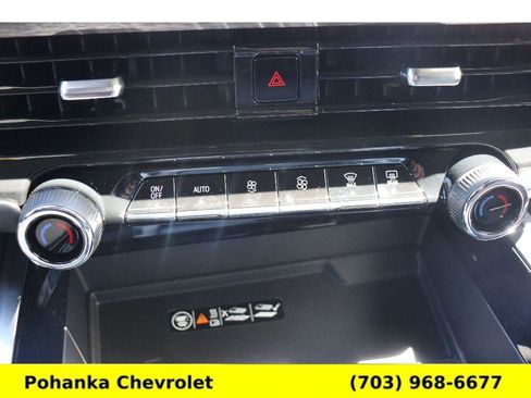 New 2026 Chevrolet Suburban RST w/ Comfort Package AWD/4WD image 16