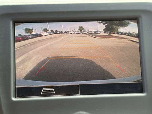 Used 2022 Chevrolet Equinox LT FWD image 26