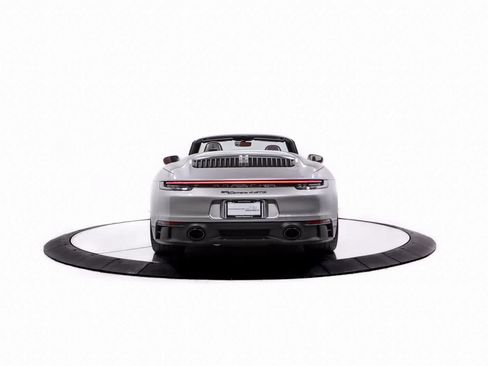 Certified 2024 Porsche 911 Carrera 4 image 6