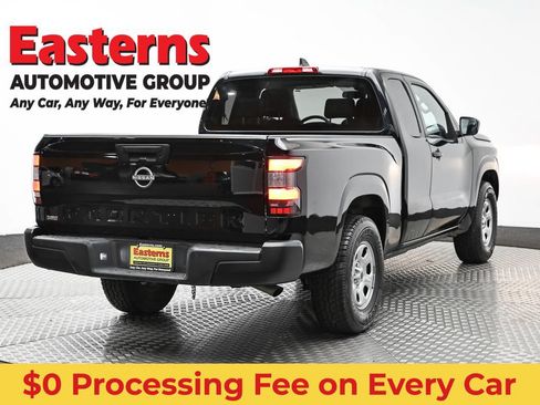 Used 2022 Nissan Frontier S RWD image 5