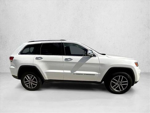 Used 2022 Jeep Grand Cherokee Limited AWD/4WD image 3