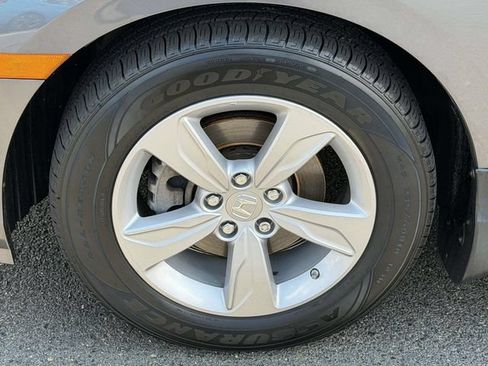 Used 2019 Honda Odyssey EX-L image 5
