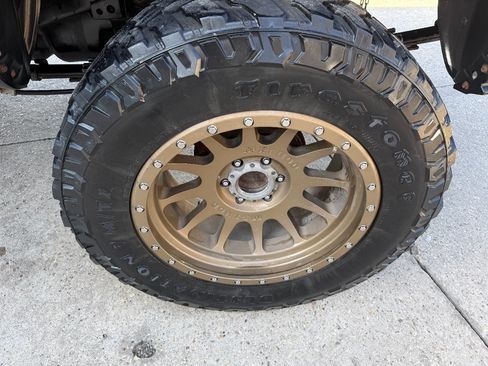 Used 2018 Toyota Tacoma SR AWD/4WD image 14
