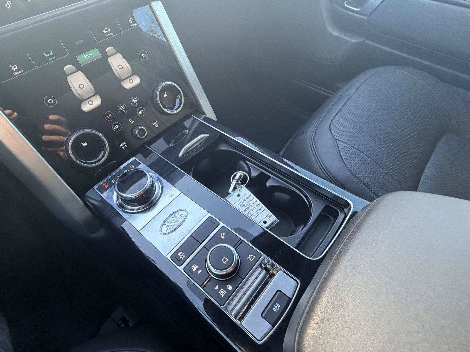 Used 2018 Land Rover Range Rover HSE AWD/4WD image 16
