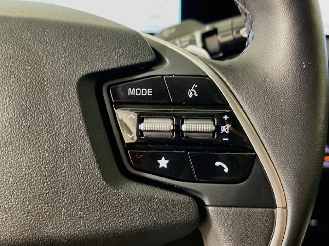 Used 2023 Kia EV6 Wind w/ Wind Technology Package AWD/4WD image 32