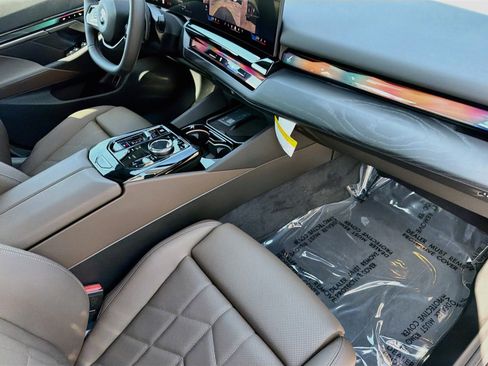 New 2027 BMW 530i w/ Premium Package RWD image 14