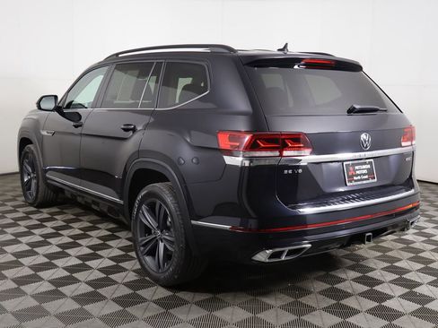 Used 2021 Volkswagen Atlas SE w/ Panoramic Sunroof Package AWD/4WD image 10