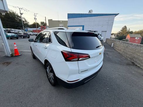 Used 2022 Chevrolet Equinox Premier AWD/4WD image 3