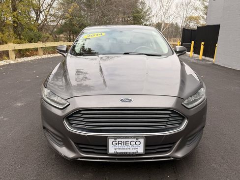 Used 2014 Ford Fusion SE image 3