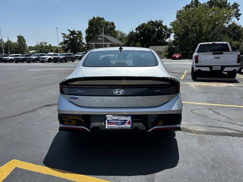 Used 2025 Hyundai Sonata SEL FWD image 9