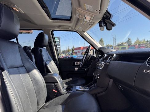 Used 2016 Land Rover LR4 HSE LUX AWD/4WD image 15