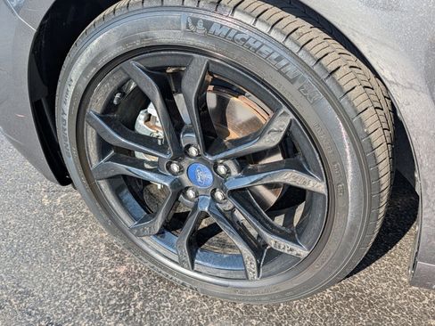 Used 2020 Ford Fusion SE w/ Equipment Group 151A image 17